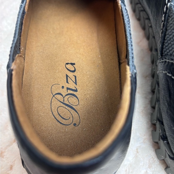 Loafers_&_Slip_Ons
